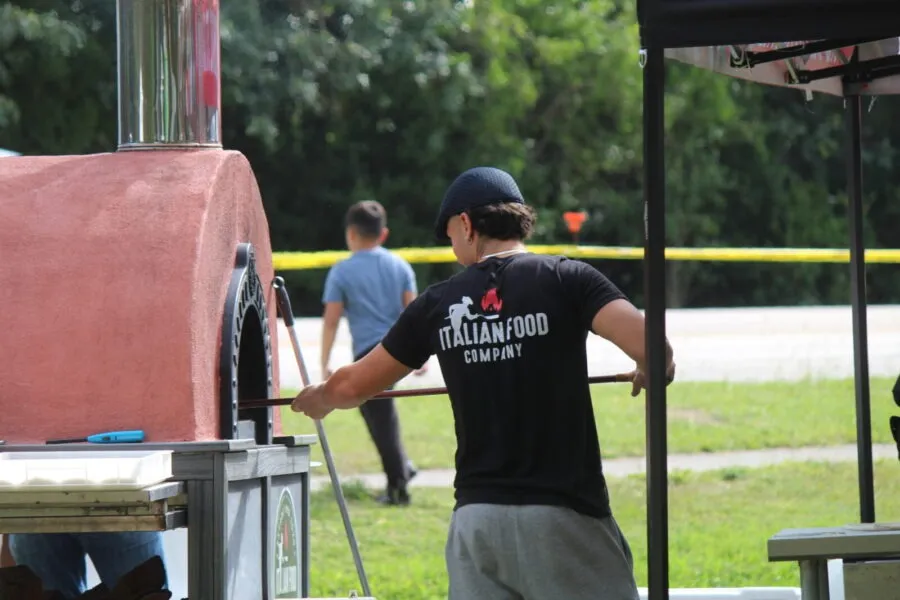 In Pictures: Festival Brings Arts and All Sorts of Activity Beneath the Oaks in Islamorada